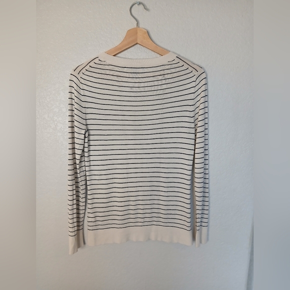 Silk & Cashmere Striped Cream & Black Crew Neck Knit Sweater XS Banana Republic - Picture 3 of 9